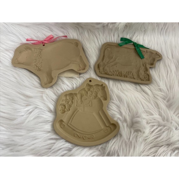 VINTAGE Lot 3 Brown Bag Cookie Art Mold 1985 COW/1997 PIG/1993 ROCKING HORSE - Picture 1 of 11